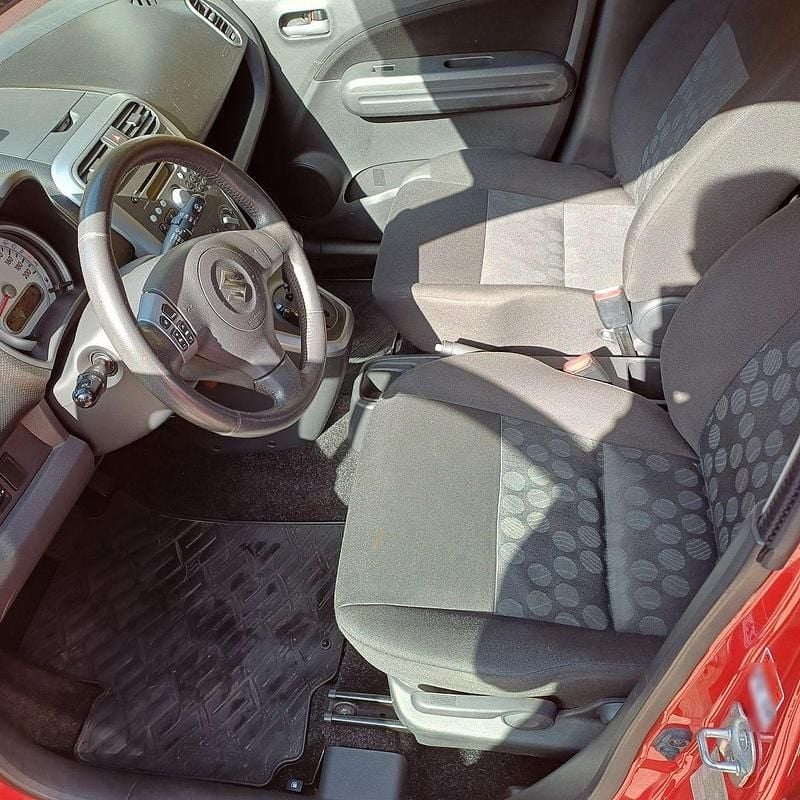 Gebraucht Suzuki Splash 86 PS (63 kW) 2009 Rot Kleinwagen