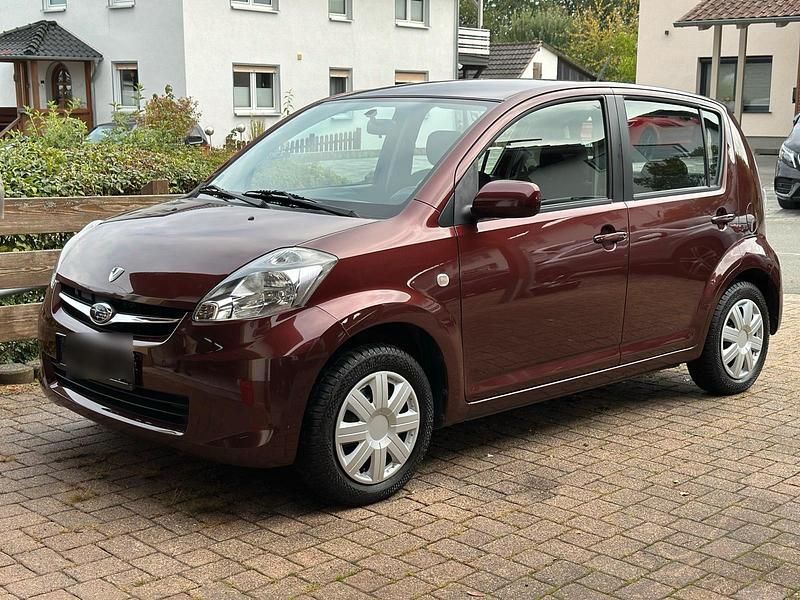Rot Gebraucht 2008 Subaru Justy Kleinwagen | 1.499 € (Guter Preis) - Bild 1/4