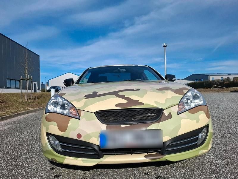 Gebraucht Hyundai Genesis 303 PS (222 kW) 2011 Rot Coupé