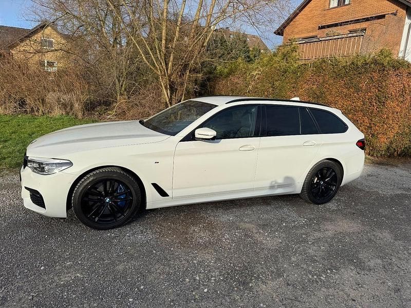 Gebraucht BMW 540 M Sport 320 PS (235 kW) 2019 Weiß Kombi