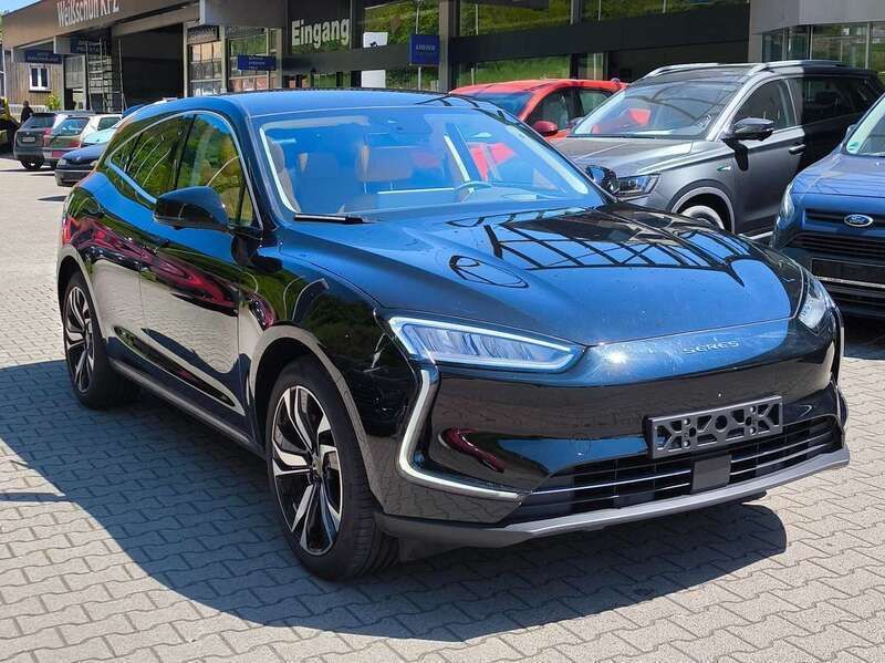 Schwarz Gebraucht 2023 Seres 5 SUV | 38.675 € - Bild 1/4