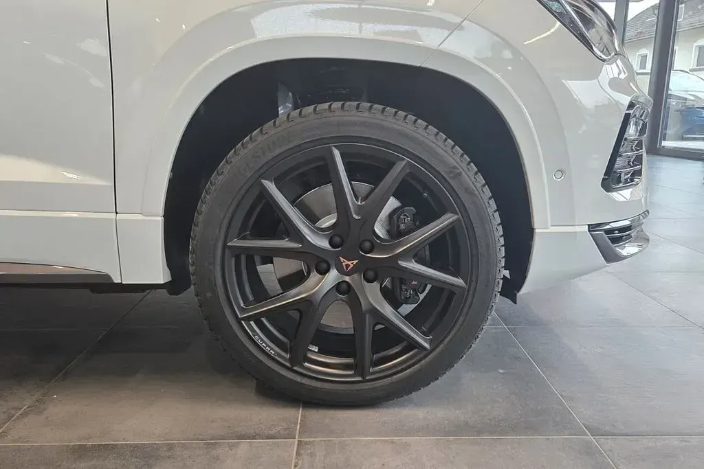 Neu Cupra Ateca VZ 300 PS (220 kW) 2026 Weiß SUV