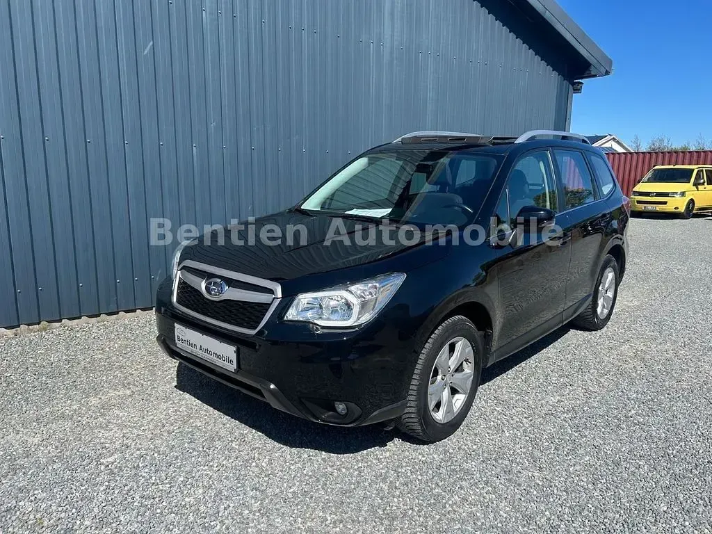 Gebraucht Subaru Forester Exclusive+ 147 PS (108 kW) 2015 Schwarz SUV