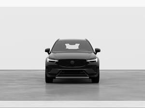 Neu Volvo XC60 Plus 250 PS (183 kW) 2025 Schwarz (onyx schwarz metallic) SUV