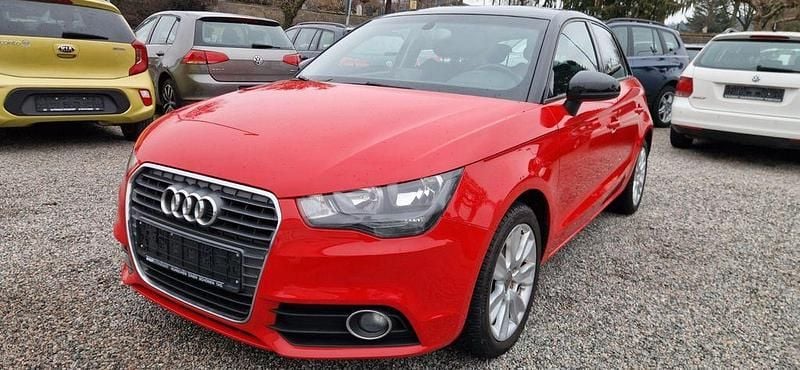 Gebraucht Audi A1 Sportback Ambition 122 PS (89 kW) 2013 Rot Kleinwagen