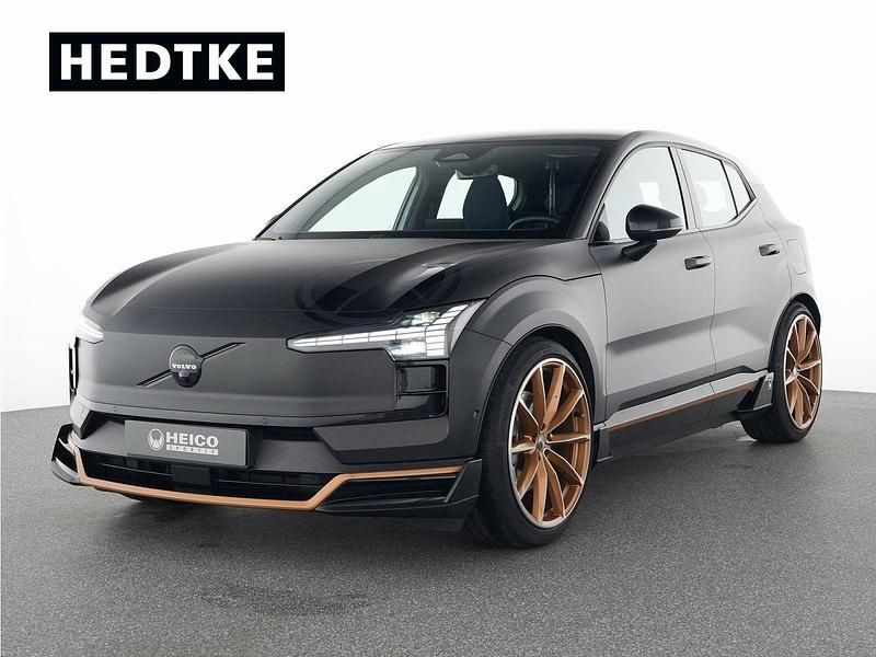 Weiß Gebraucht 2023 Volvo EX30 Performance SUV | 46.989 € - Bild 1/4