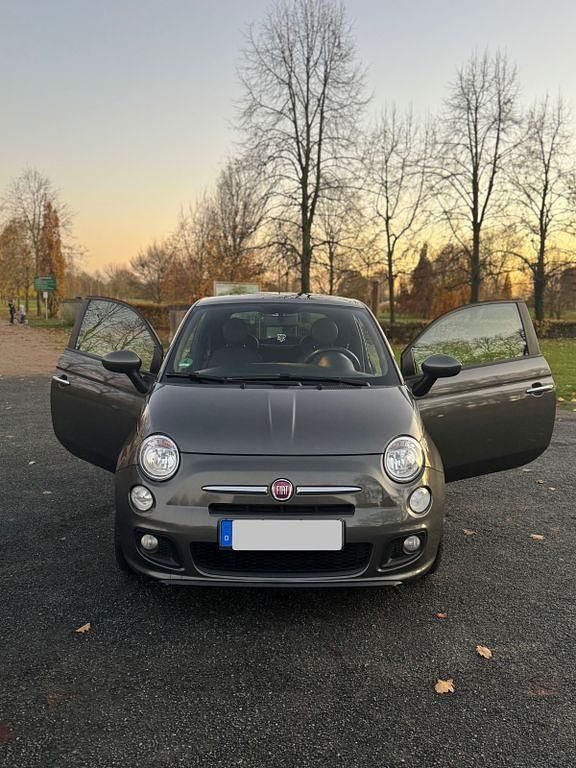 Grau Gebraucht 2014 Fiat 500S Kleinwagen | 8.600 € (Fairer Preis) - Bild 1/4