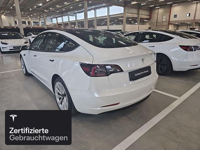 Gebraucht Tesla Model 3 RWD 286 kW (390 PS) 2021 Weiß Limousine