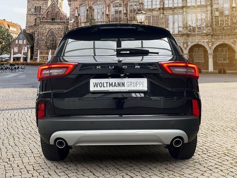 Gebraucht Ford Kuga Titanium 150 PS (110 kW) 2025 Obsidianschwarz metallic SUV
