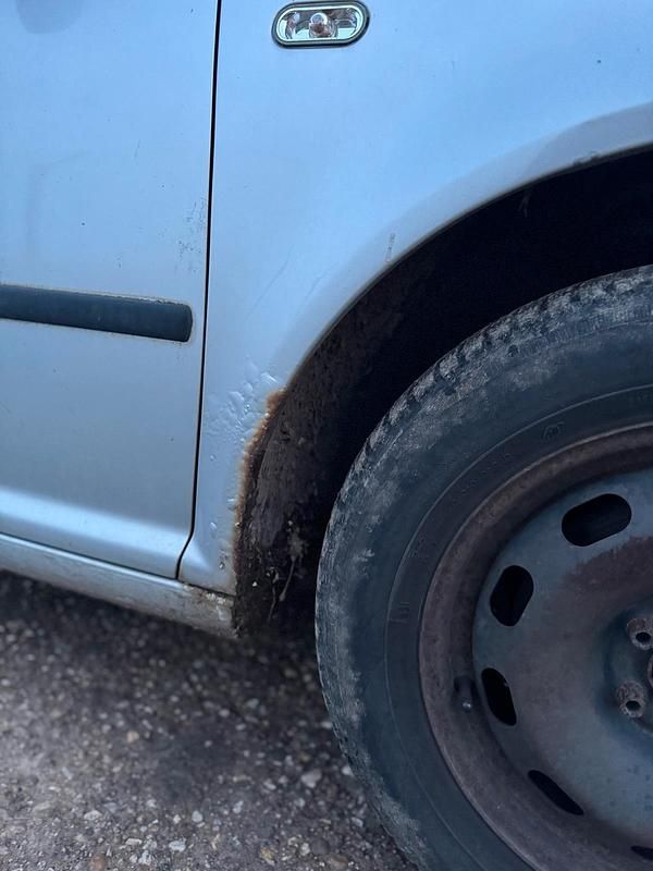 Gebraucht VW Bora 101 PS (74 kW) 1999 Silber Coupé