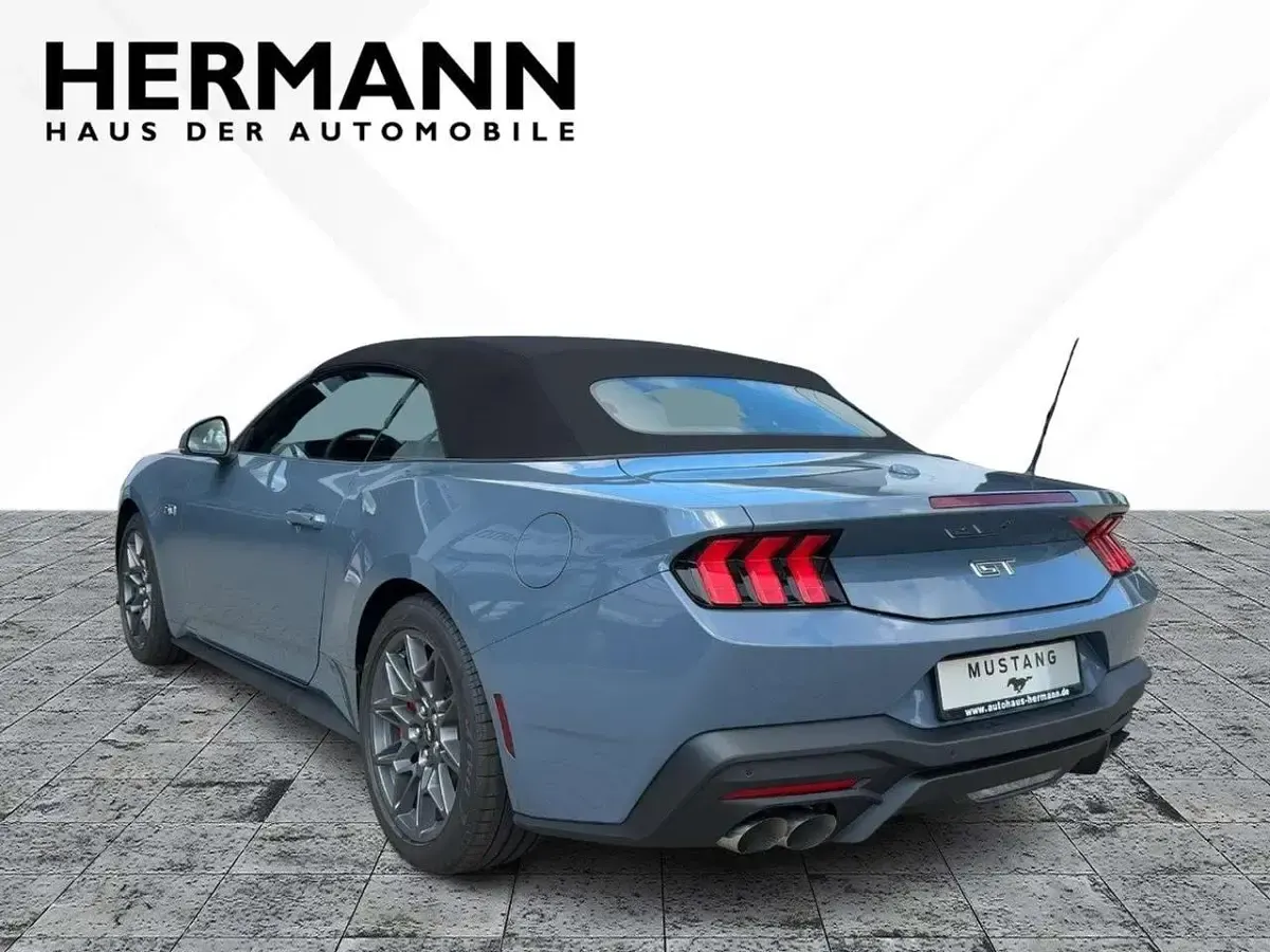 Neu Ford Mustang GT Convertible 446 PS (328 kW) 2025 Vapor blue metallic (blau) Cabrio