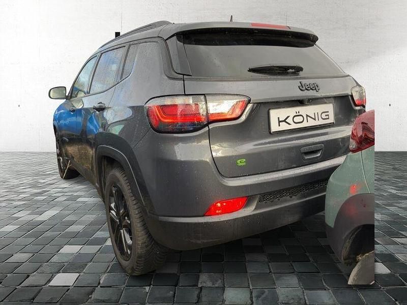 Gebraucht Jeep Compass Night Eagle 131 PS (96 kW) 2023 Graphite grey (5dt) (grau) SUV