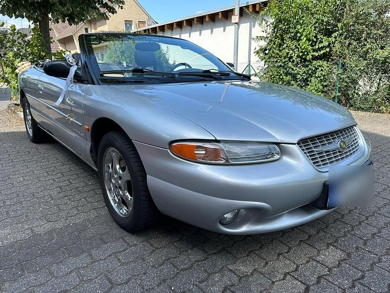 Grau Gebraucht 2000 Chrysler Stratus Cabrio | 7.499 € - Bild 1/4