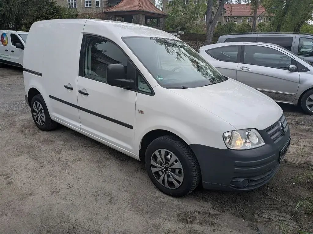 Gebraucht VW Caddy 102 PS (75 kW) 2009 Weiß Van / Kleinbus