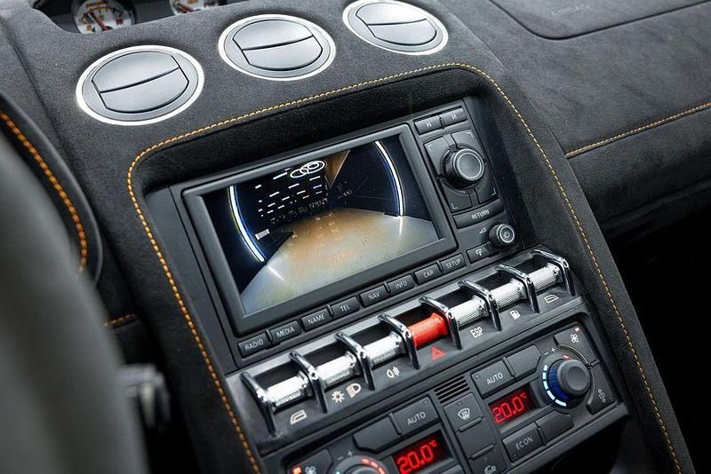 Second-hand Lamborghini Gallardo 570 CP (419 kW) 2011 Portocaliu