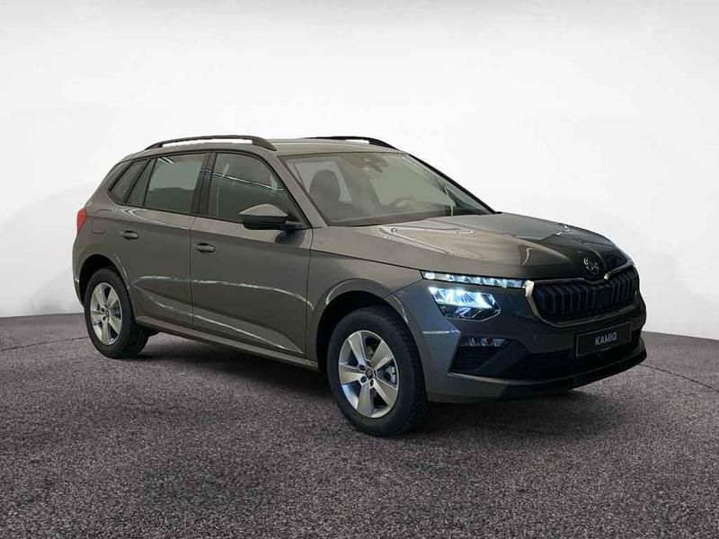 Gebraucht Skoda Kamiq Essence 116 PS (85 kW) 2025 Grau SUV