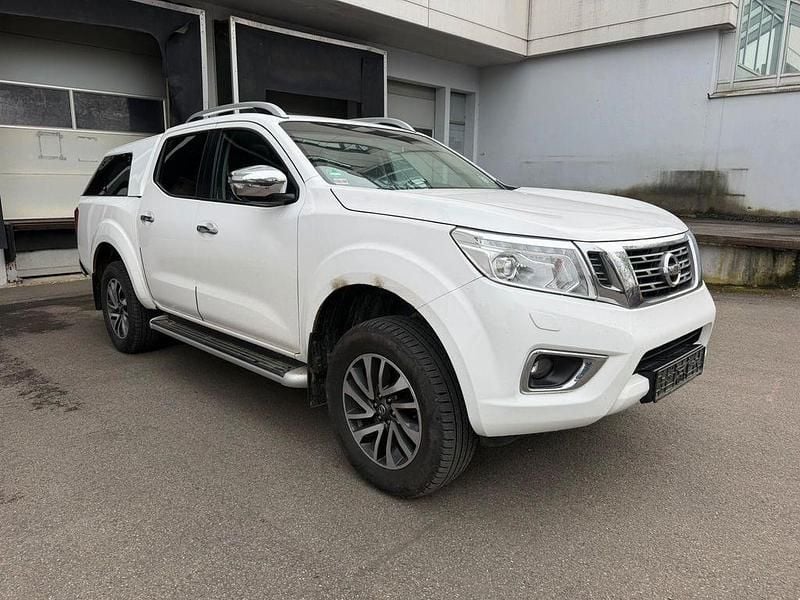 Gebraucht Nissan Navara Tekna 194 PS (142 kW) 2016 Weiß Pickup