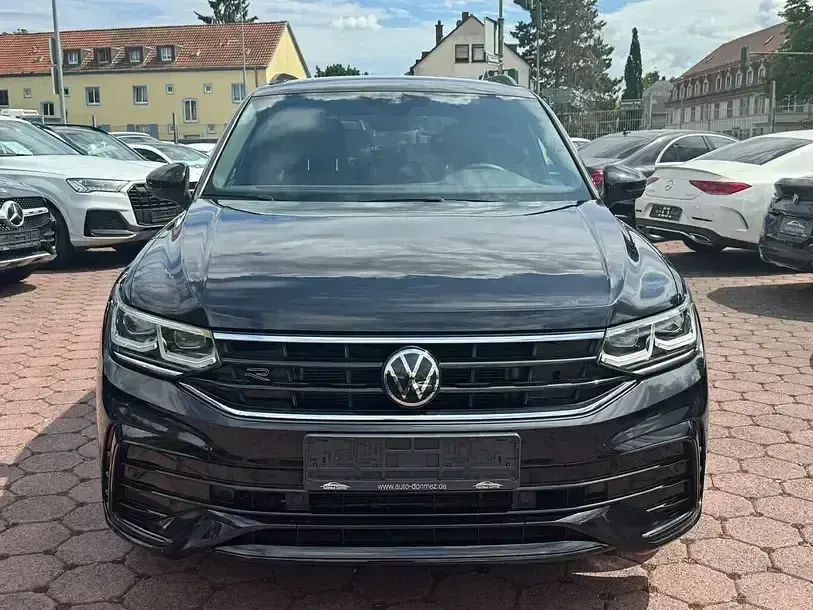 Gebraucht VW Tiguan Style 150 PS (110 kW) 2022 Schwarz SUV