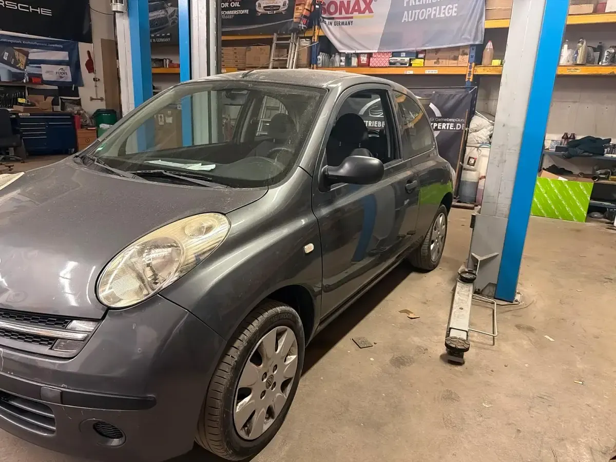Gebraucht Nissan Micra 65 PS (47 kW) 2006 Grau Kleinwagen