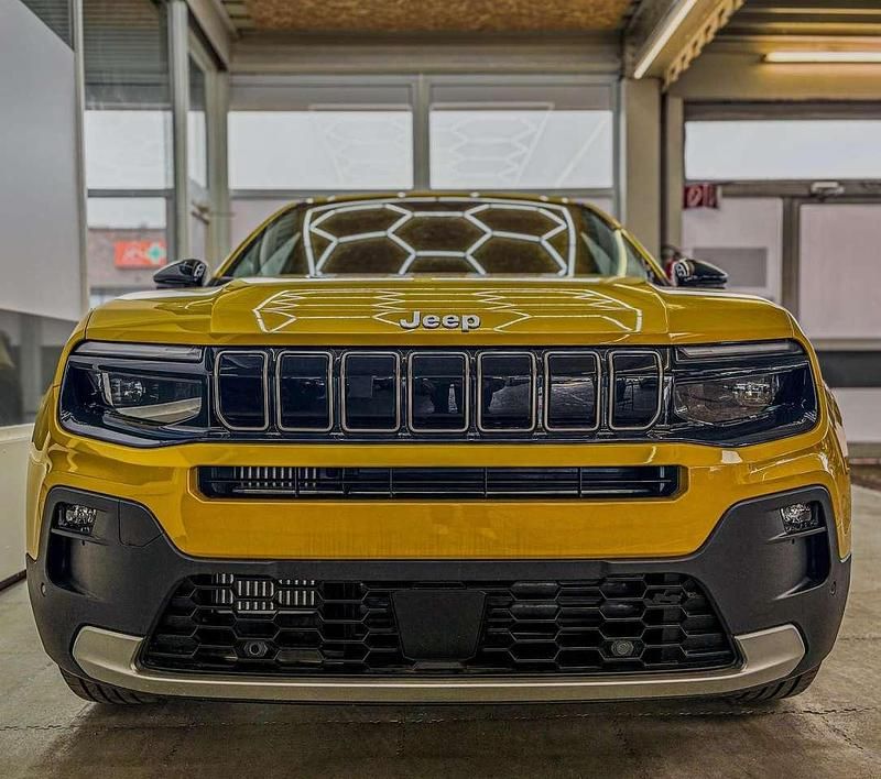 Neu Jeep Avenger Summit 101 PS (74 kW) 2025 Gelb vitalic 554 SUV