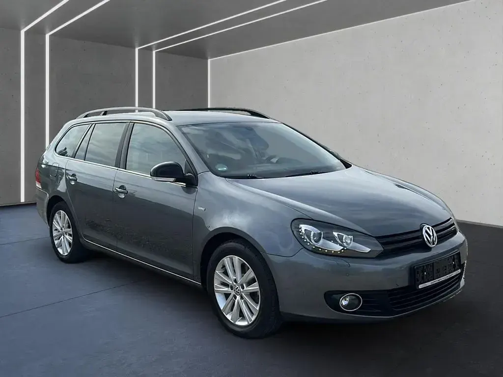 Gebraucht VW Golf VI Match 140 PS (102 kW) 2013 Grau Kombi