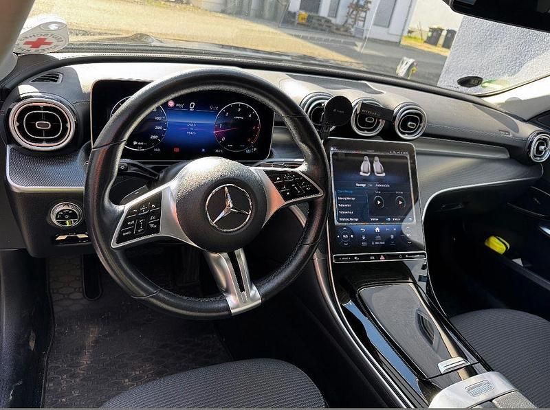 Gebraucht Mercedes C300e 313 PS (230 kW) 2022 Grau Kombi