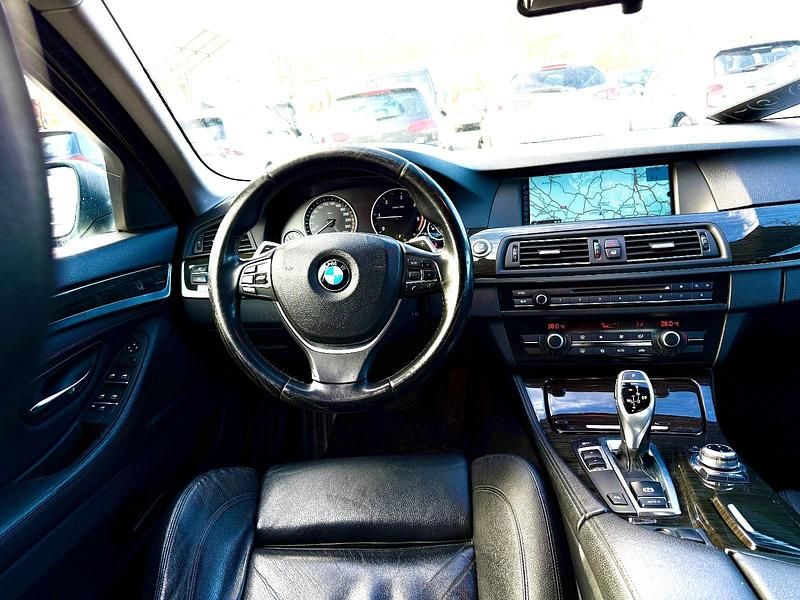 Gebraucht BMW 520 164 PS (120 kW) 2010 Grau Limousine