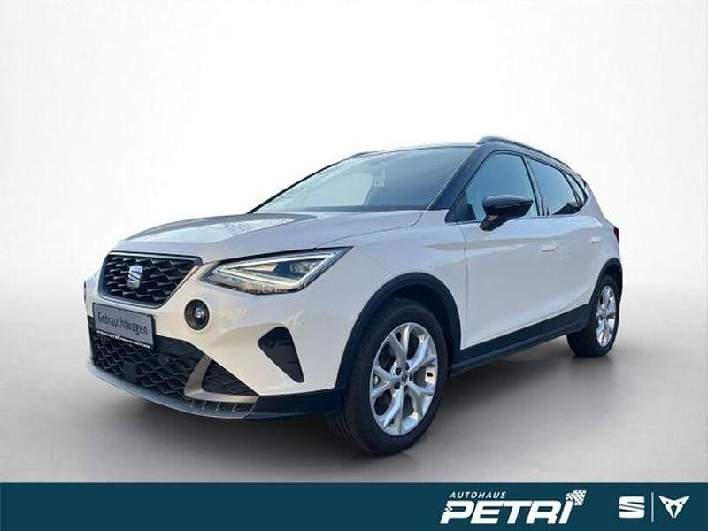 Weiß Gebraucht 2022 Seat Arona FR SUV | 20.490 € (Fairer Preis) - Bild 1/4