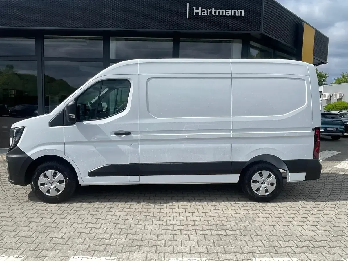 Neu Renault Master 150 PS (110 kW) 2025 Mineralweiß (weiß) Van