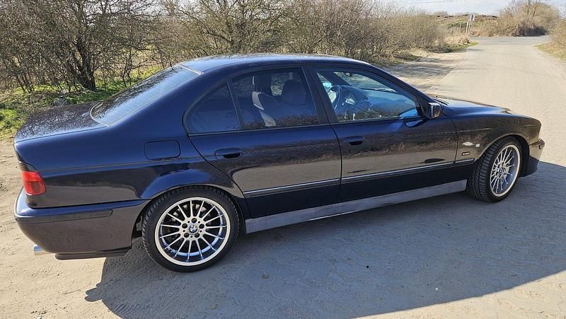 Gebraucht BMW 535 245 PS (180 kW) 1998 Blau Limousine
