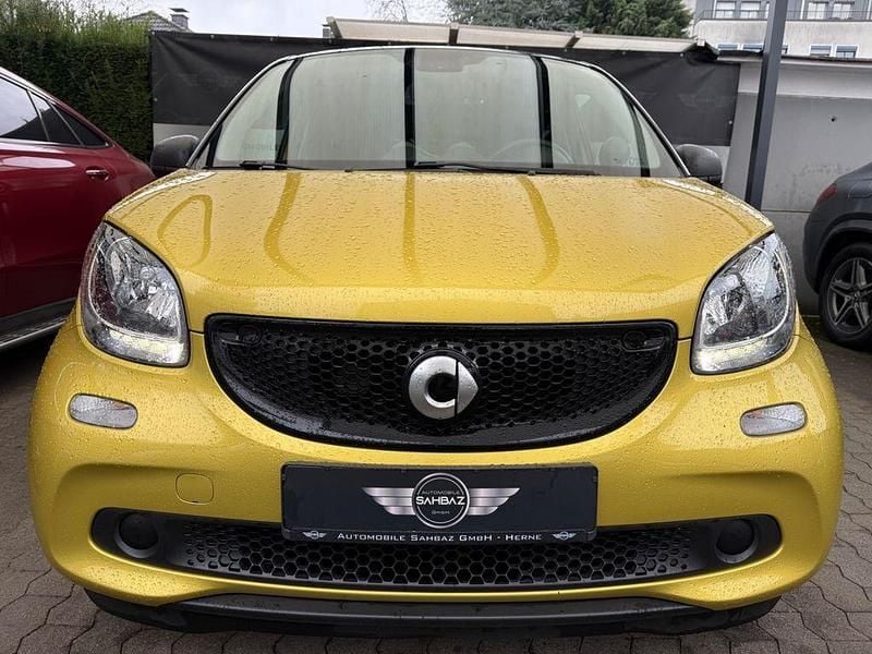 Gebraucht Smart ForFour Basis 90 PS (66 kW) 2018 Schwarz Kleinwagen