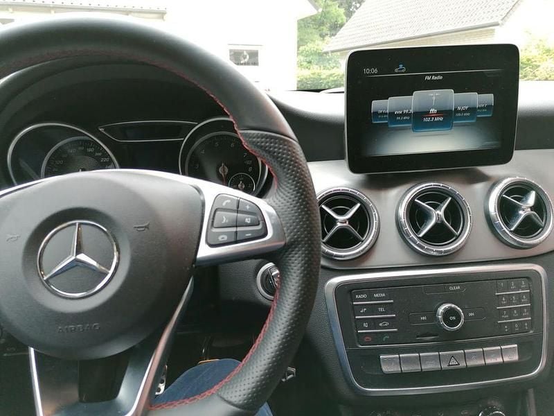 Gebraucht Mercedes CLA180 Shooting Brake AMG line 122 PS (89 kW) 2016 Schwarz Kombi