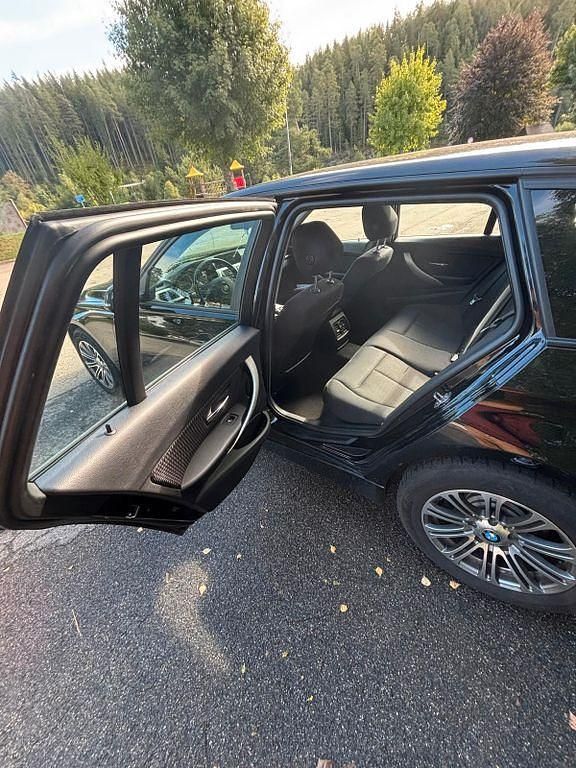 Gebraucht BMW 316 116 PS (85 kW) 2014 Schwarz Kombi