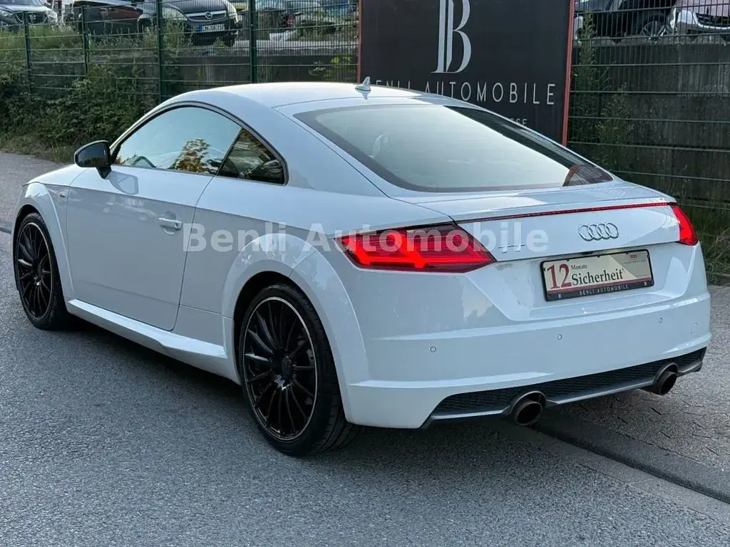 Gebraucht Audi TT S-Line 230 PS (169 kW) 2015 Gletscherweiss Coupé