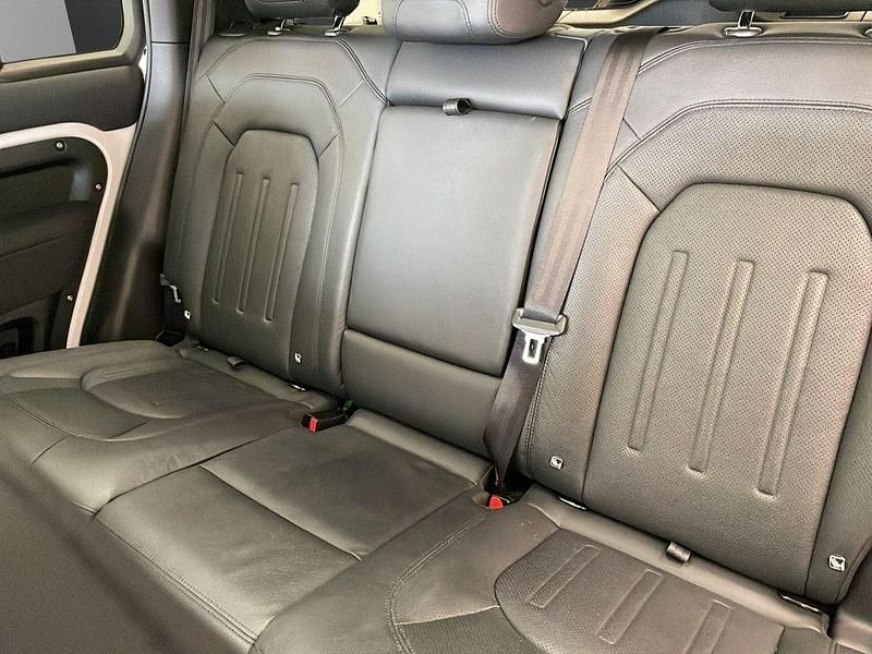 Gebraucht Land Rover Defender SE 300 PS (220 kW) 2022 Weiß SUV