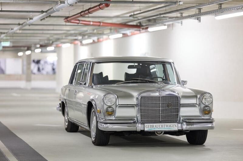 Silber Gebraucht 1971 Mercedes 600 Limousine | 95.900 € - Bild 1/4