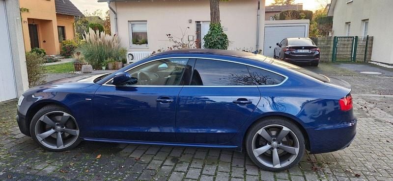 Gebraucht Audi A5 Sportback Design 230 PS (169 kW) 2016 Blau Kleinwagen