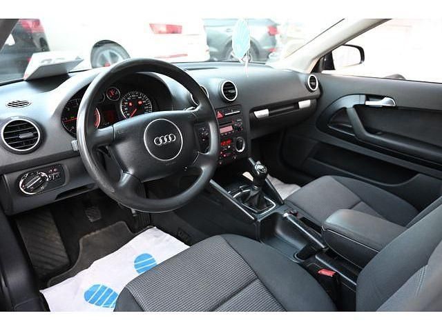 Gebraucht Audi A3 Comfort 140 PS (102 kW) 2004 Blau Kleinwagen