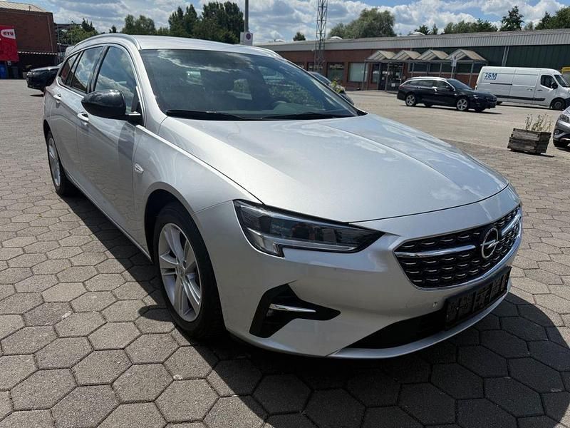 Silber Gebraucht 2022 Opel Insignia Elegance Kombi | 15.990 € (Guter Preis) - Bild 1/4
