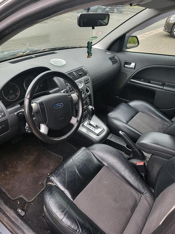 Silber Gebraucht 2002 Ford Mondeo Kombi | 499 € - Bild 1/4