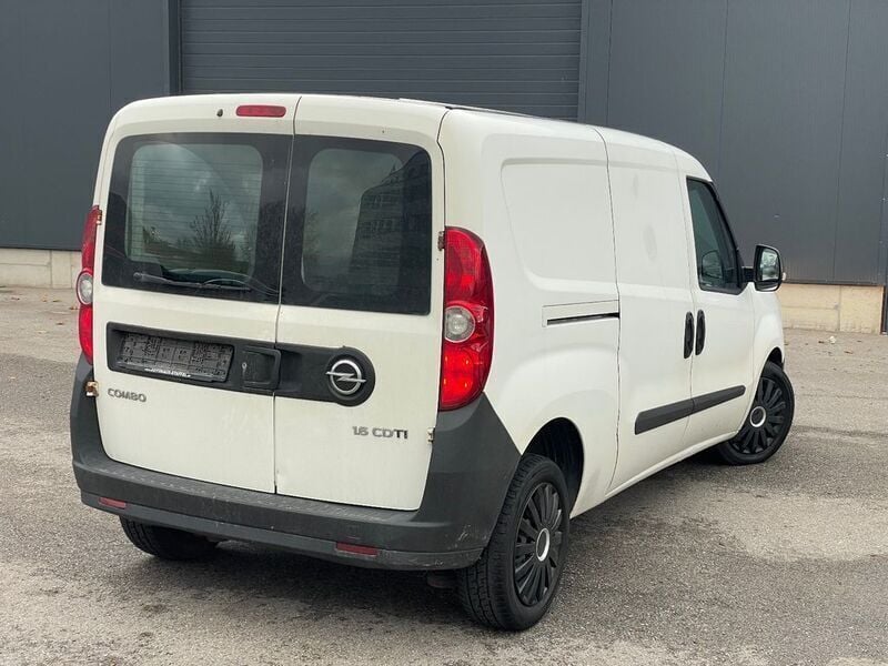 Gebraucht Opel Combo 105 PS (77 kW) 2013 Weiß Van / Kleinbus