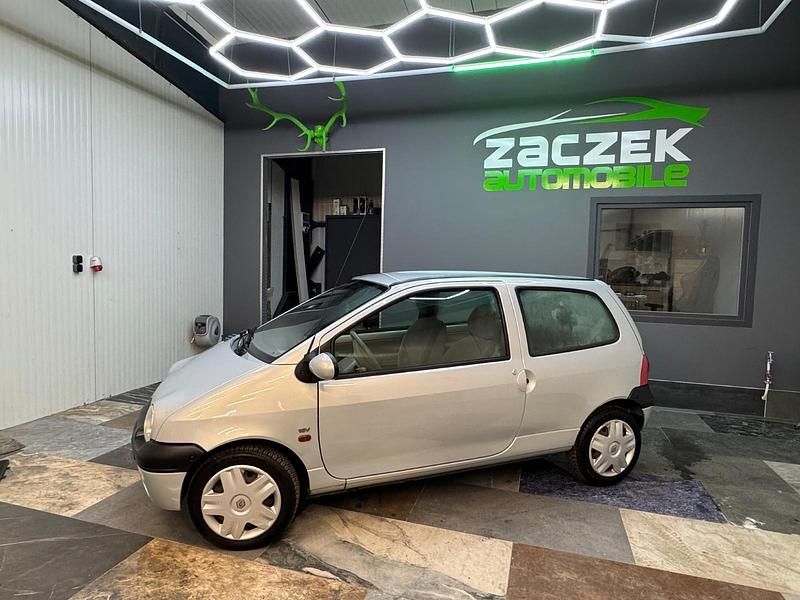 Gebraucht Renault Twingo 75 PS (55 kW) 2002 Silber Kleinwagen