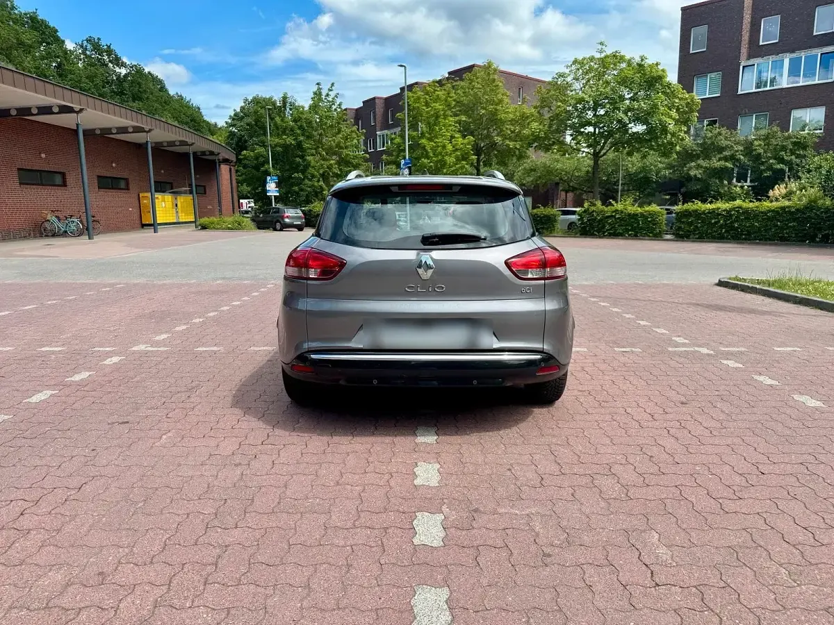 Gebraucht Renault Clio 75 PS (55 kW) 2014 Kombi