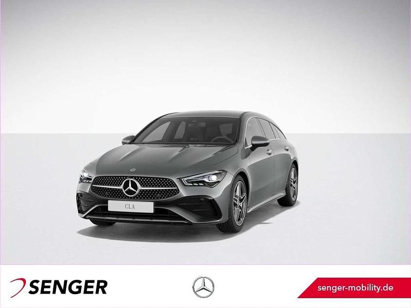 Lack mountaingrau Gebraucht 2024 Mercedes CLA180 Shooting Brake AMG Kombi | 32.480 € - Bild 1/3