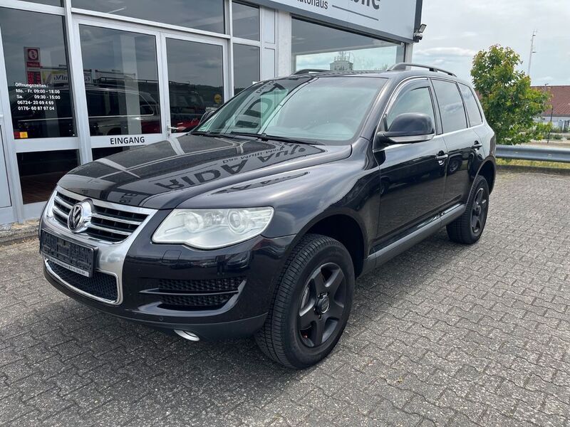 Schwarz Gebraucht 2008 VW Touareg SUV | 6.490 € (Guter Preis) - Bild 1/4