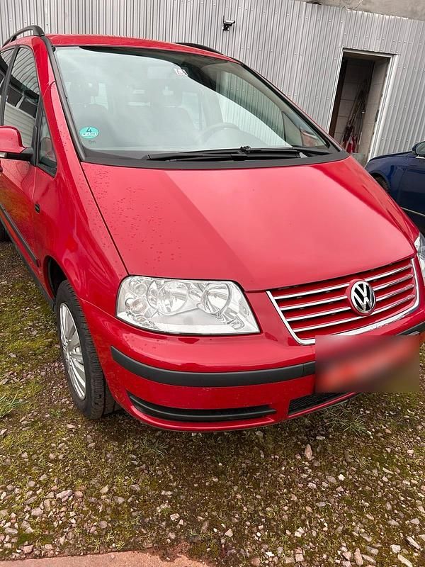 Gebraucht VW Sharan 114 PS (83 kW) 2009 Rot Van / Kleinbus