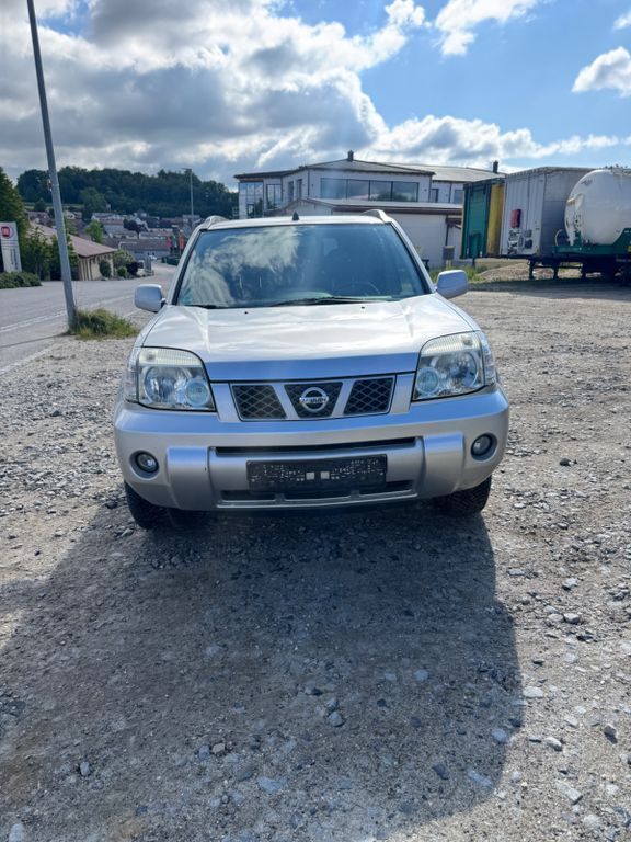 Silber Gebraucht 2005 Nissan X-Trail SUV | 2.850 € (Guter Preis) - Bild 1/4