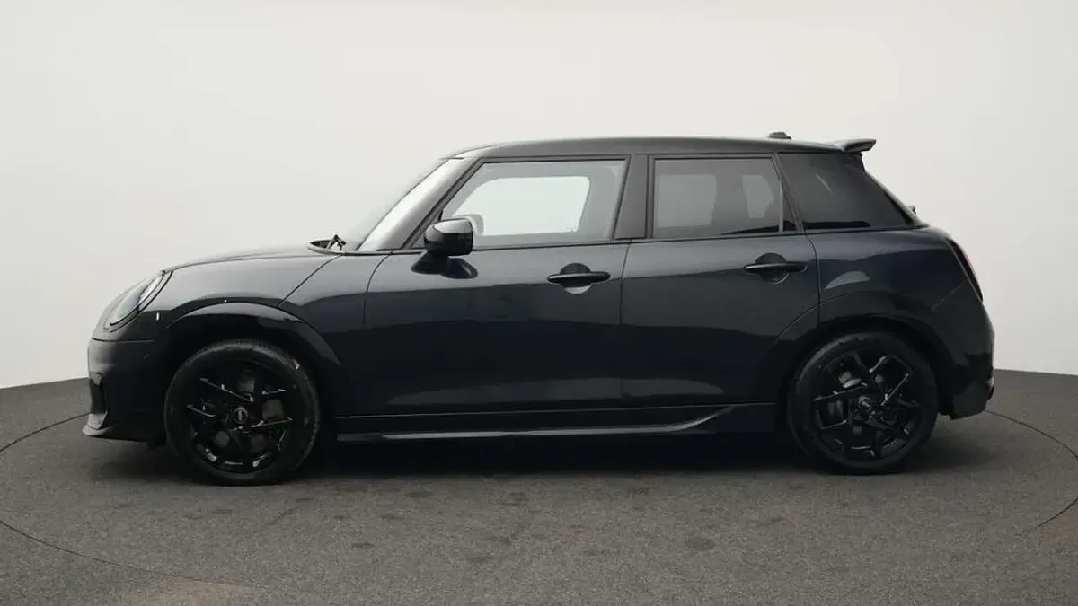 Usata Mini John Cooper Works 156 CV (114 kW) 2025 Grigio Utilitaria