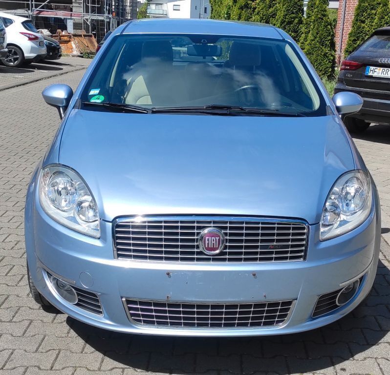 Blau Gebraucht 2008 Fiat Linea Emotion Limousine | 1.599 € - Bild 1/4
