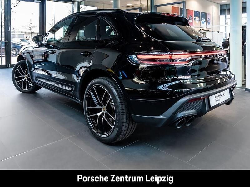 Gebraucht Porsche Macan 265 PS (194 kW) 2023 Schwarz SUV